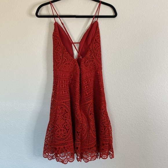 Lovers + Friends Orchard crocheted dress women’s medium burnt red EUC - Picture 7 of 10